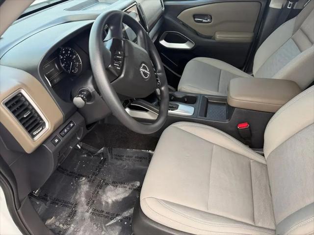 2022 Nissan Frontier Crew Cab SV 4x2