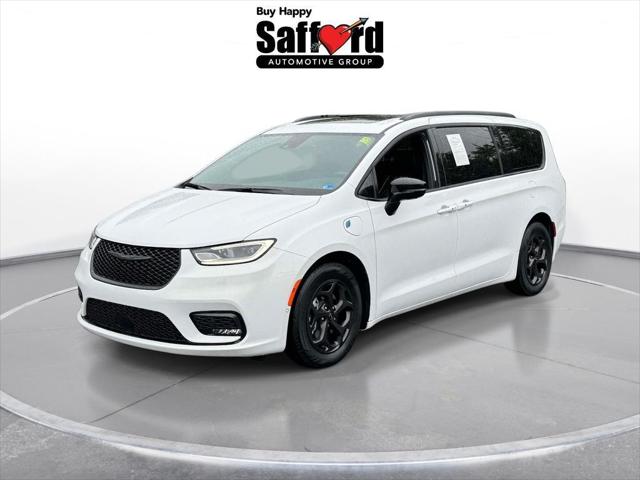 2025 Chrysler Pacifica Hybrid Premiuim S Appearance Package 2025 Chrysler Pacifica Hybrid Premiuim S Appearance Package
