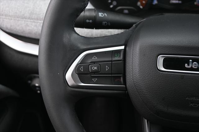 2024 Jeep Compass Latitude Lux FWD
