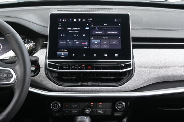 2024 Jeep Compass Latitude Lux FWD