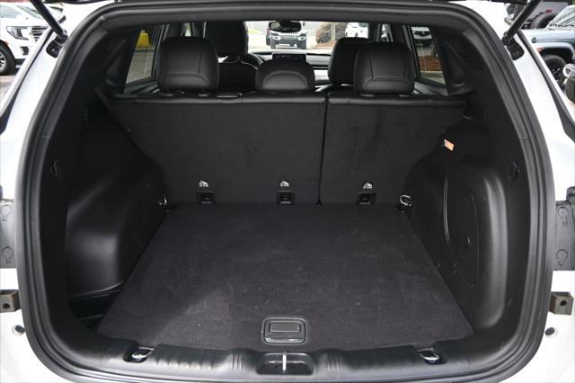 2024 Jeep Compass Latitude Lux FWD