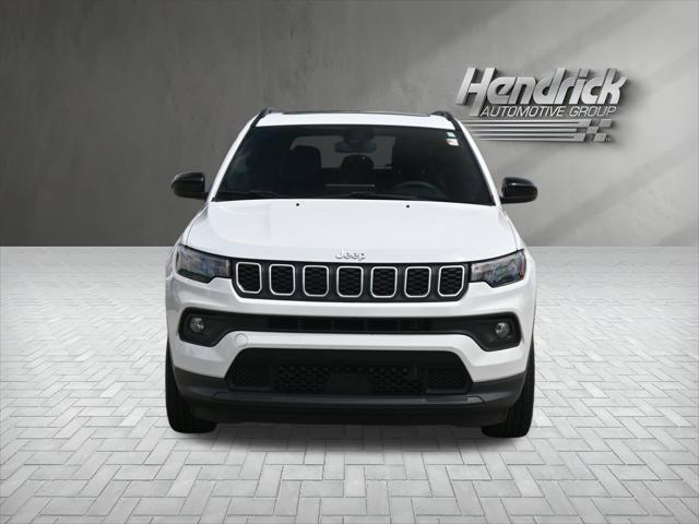 2024 Jeep Compass Latitude Lux FWD