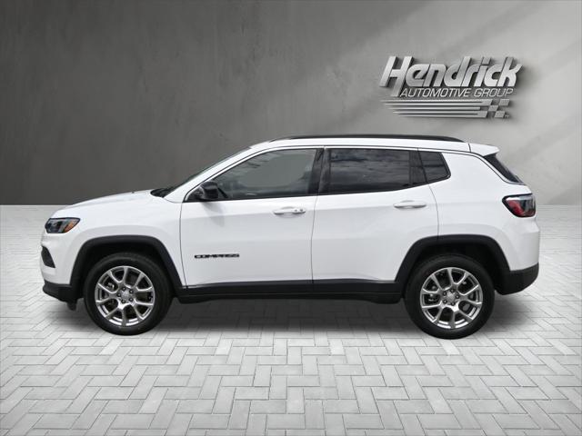 2024 Jeep Compass Latitude Lux FWD
