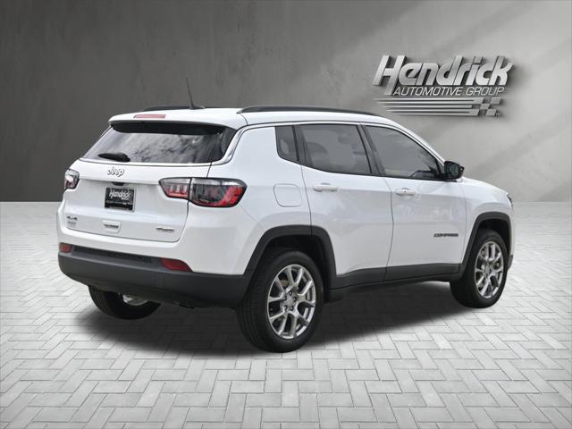 2024 Jeep Compass Latitude Lux FWD