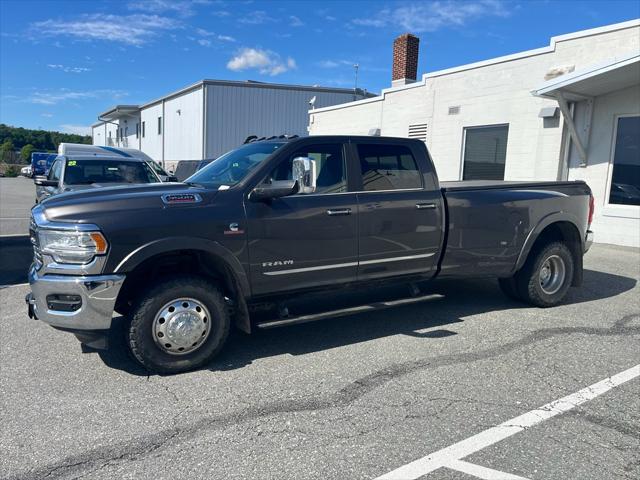2019 RAM 3500 Limited Crew Cab 4x4 8 Box 2019 RAM 3500 Limited Crew Cab 4x4 8 Box