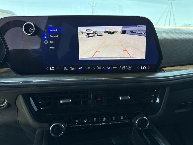 2025 Chevrolet Suburban 4WD High Country