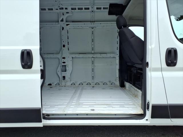 2025 Ram ProMaster 2500 Cargo Van Tradesman High Roof 159" WB w/Pass Seat