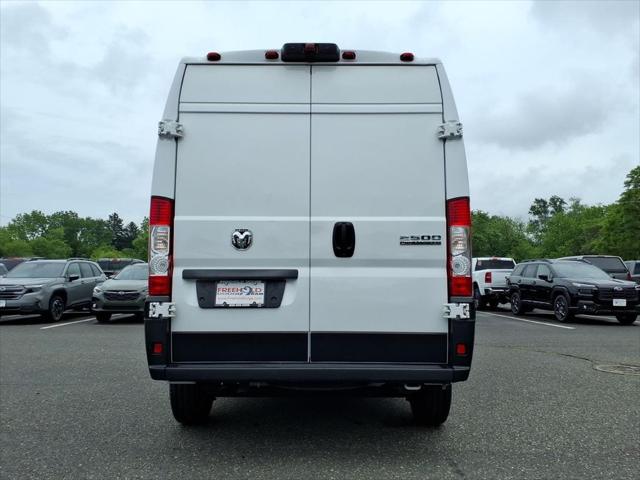 2025 Ram ProMaster 2500 Cargo Van Tradesman High Roof 159" WB w/Pass Seat