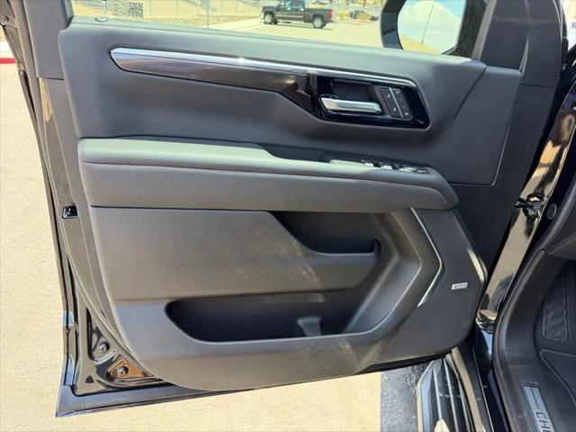 2026 Chevrolet Tahoe 4WD RST