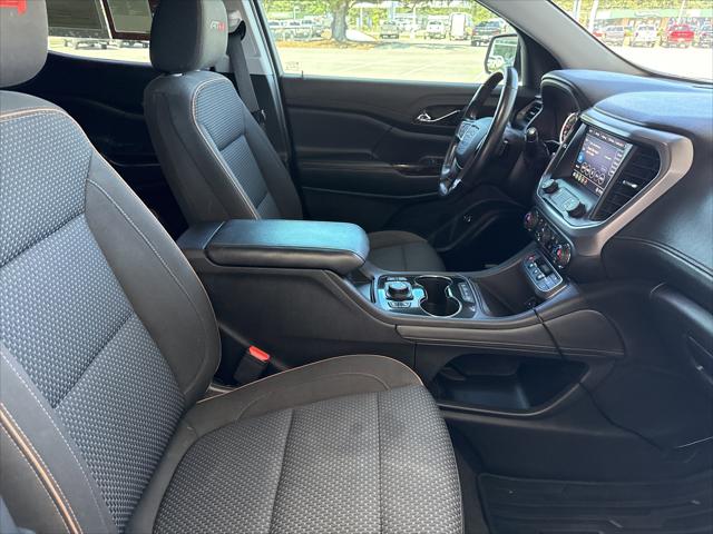 2020 GMC Acadia AWD AT4