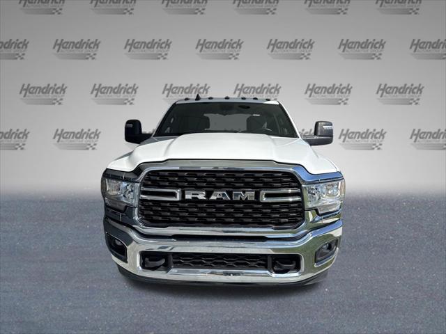 2024 Ram 3500 Big Horn Crew Cab 4x4 8' Box
