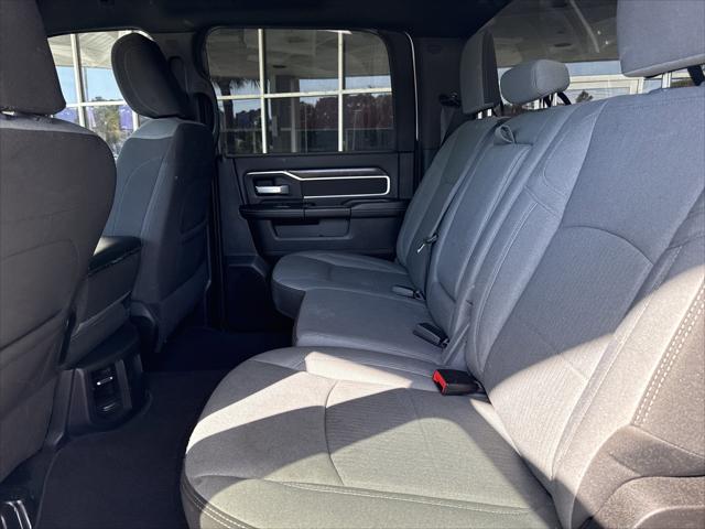 2024 Ram 3500 Big Horn Crew Cab 4x4 8' Box