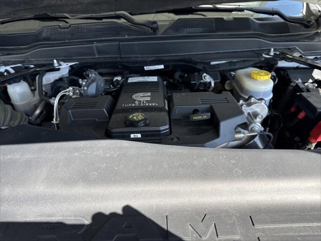 2024 Ram 3500 Big Horn Crew Cab 4x4 8' Box