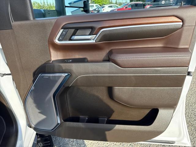 2024 GMC Sierra 3500HD Denali