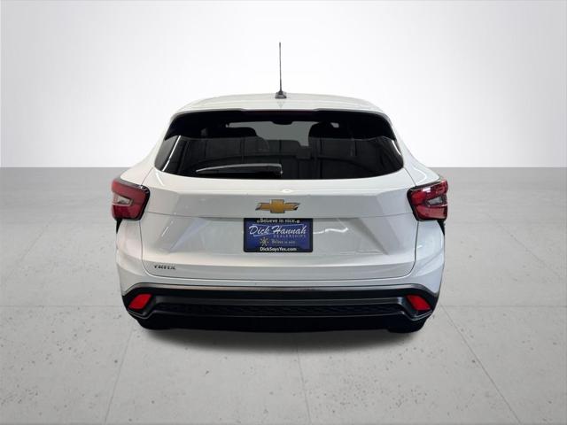 2025 Chevrolet Trax FWD LS