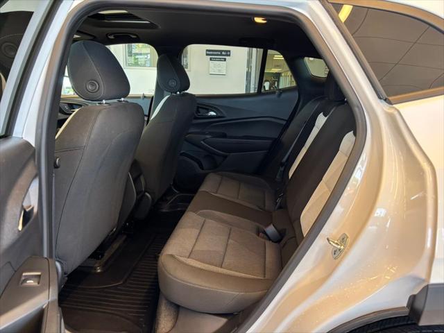 2025 Chevrolet Trax FWD 1RS