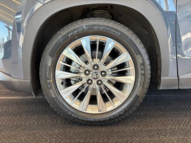 2024 Toyota Grand Highlander Platinum