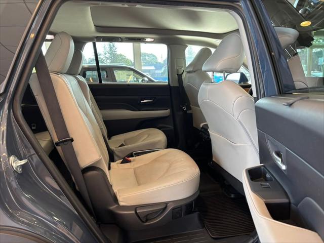 2024 Toyota Grand Highlander Platinum