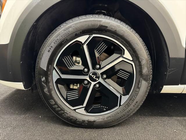 2024 Kia Niro LX