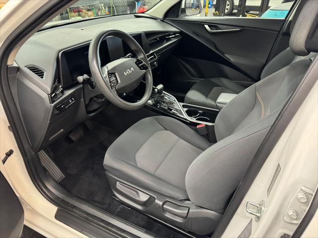 2024 Kia Niro LX