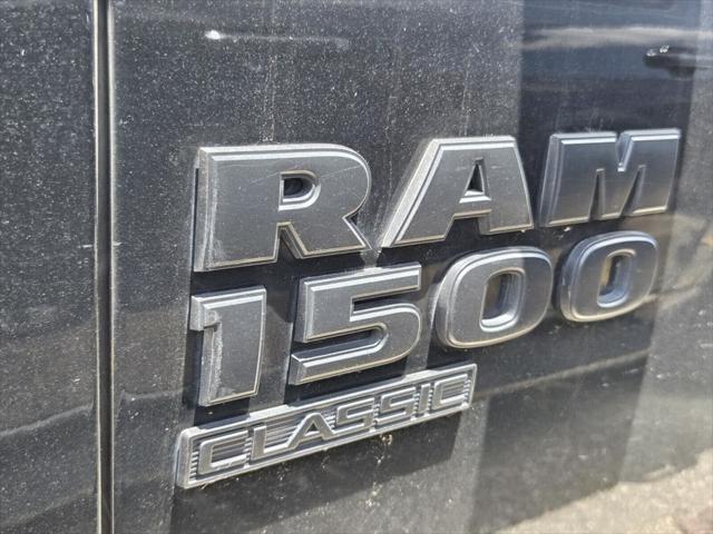 2024 Ram 1500 Classic Warlock Crew Cab 4x4 5'7" Box