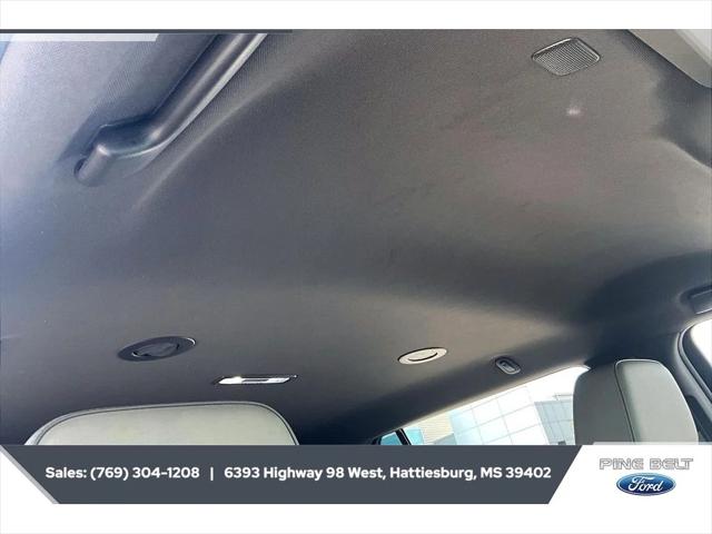 2021 GMC Yukon XL 2WD SLT