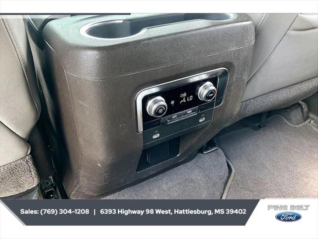 2021 GMC Yukon XL 2WD SLT