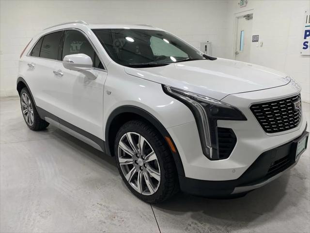 2022 Cadillac XT4 AWD Premium Luxury