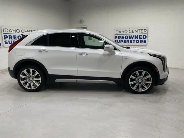 2022 Cadillac XT4 AWD Premium Luxury