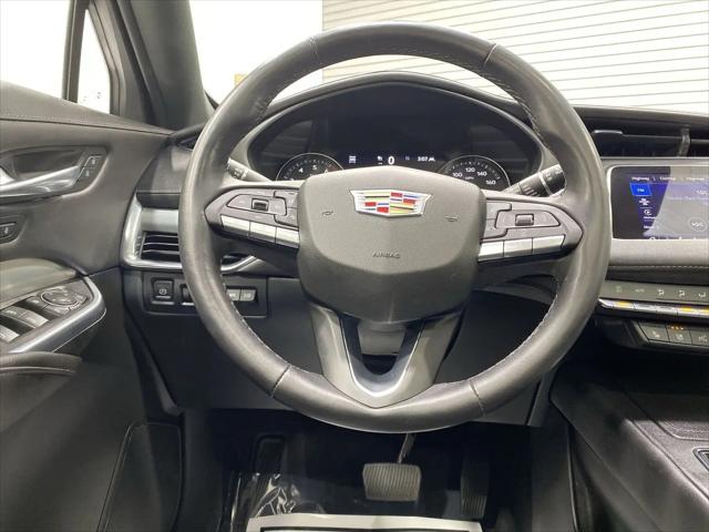 2022 Cadillac XT4 AWD Premium Luxury