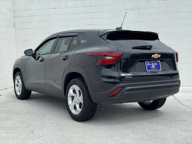 2026 Chevrolet Trax FWD LS