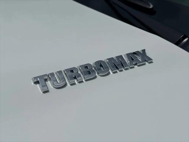 2026 Chevrolet Silverado 1500 4WD Crew Cab Short Bed Custom