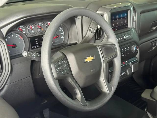 2026 Chevrolet Silverado 1500 4WD Crew Cab Short Bed Custom