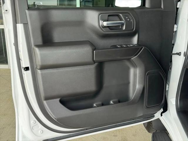 2026 Chevrolet Silverado 1500 4WD Crew Cab Short Bed Custom
