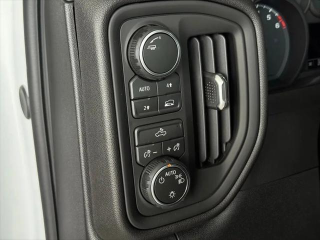 2026 Chevrolet Silverado 1500 4WD Crew Cab Short Bed Custom