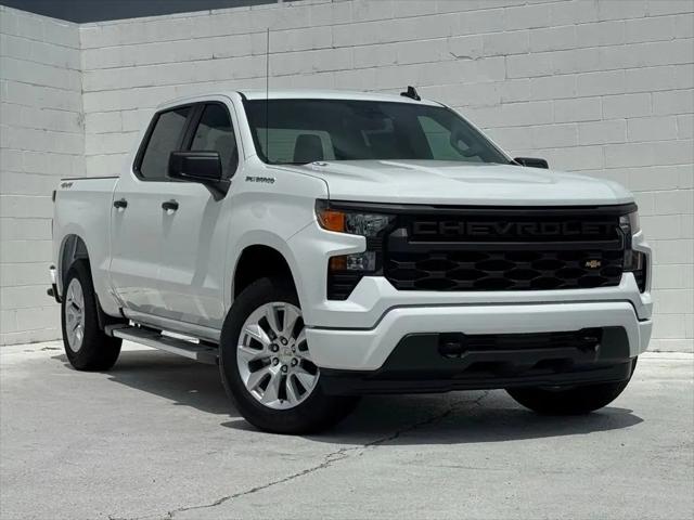 2026 Chevrolet Silverado 1500 4WD Crew Cab Short Bed Custom