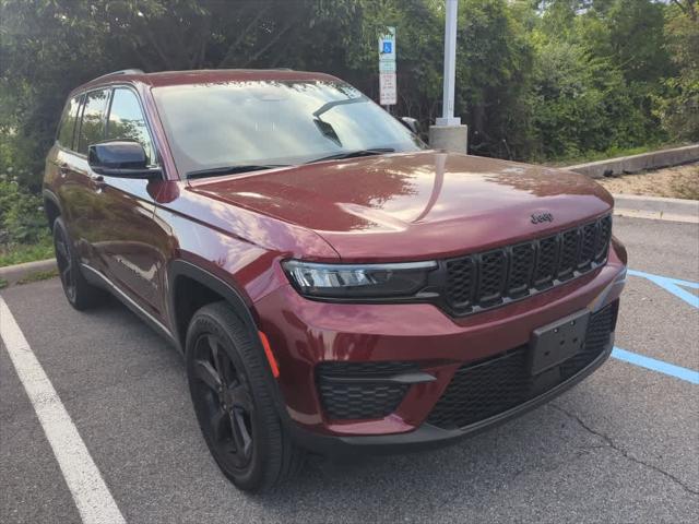 2023 Jeep Grand Cherokee Altitude 4x4 2023 Jeep Grand Cherokee Altitude 4x4