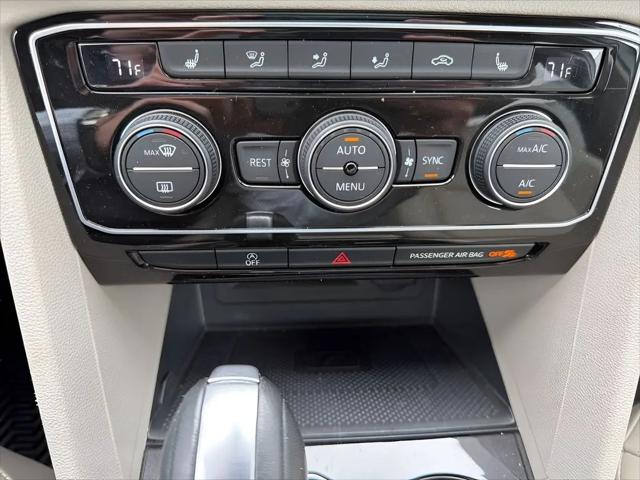 2022 Volkswagen Atlas 3.6L V6 SE w/Technology