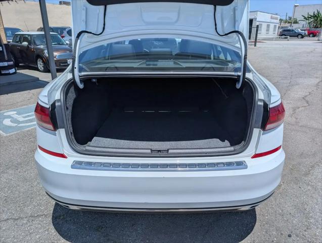 2021 Volkswagen Passat 2.0T SE