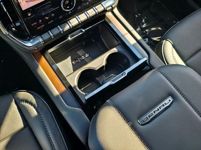 2026 GMC Yukon 4WD Denali