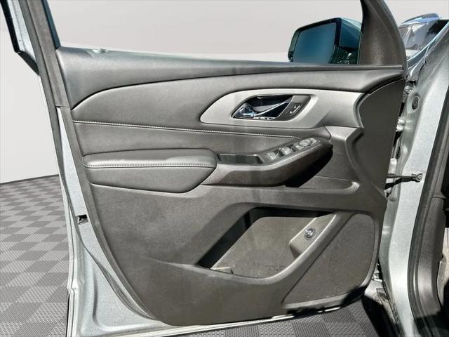 2023 Chevrolet Traverse FWD LT Cloth