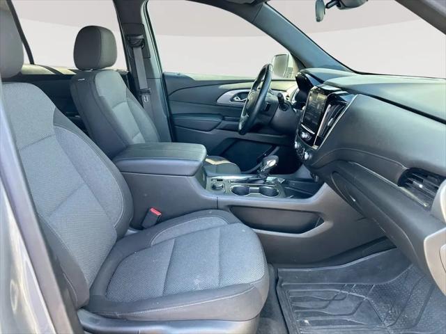 2023 Chevrolet Traverse FWD LT Cloth