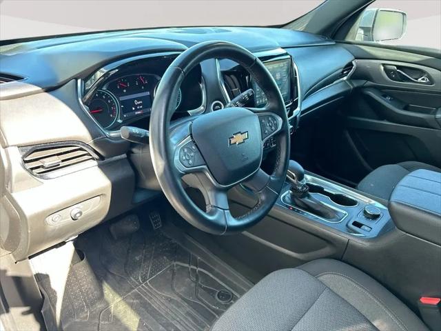 2023 Chevrolet Traverse FWD LT Cloth