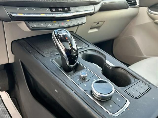 2020 Cadillac XT4 FWD Premium Luxury