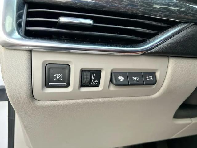 2020 Cadillac XT4 FWD Premium Luxury