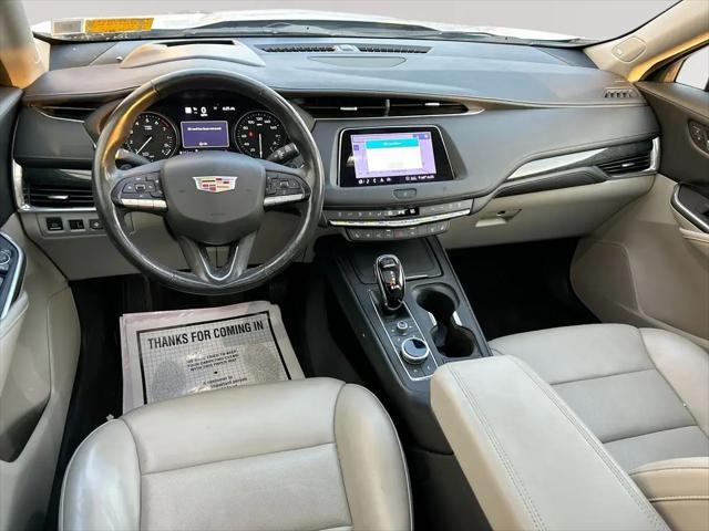 2020 Cadillac XT4 FWD Premium Luxury