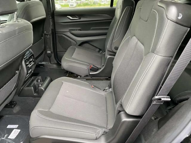 2026 Jeep Grand Cherokee L Altitude 4x4