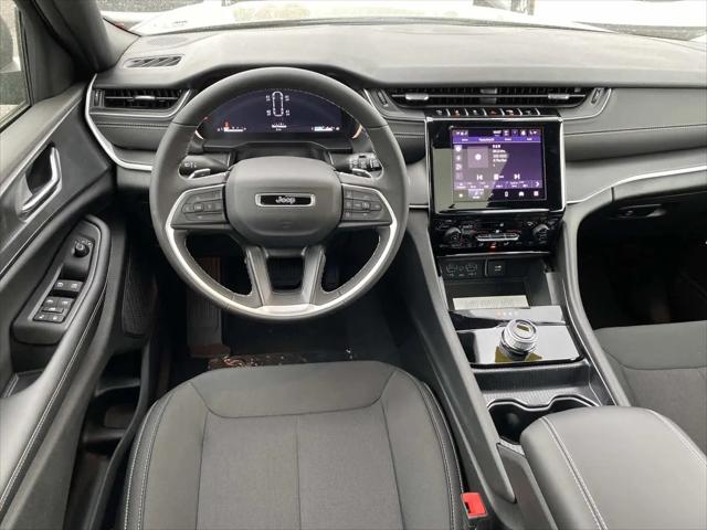 2026 Jeep Grand Cherokee L Altitude 4x4