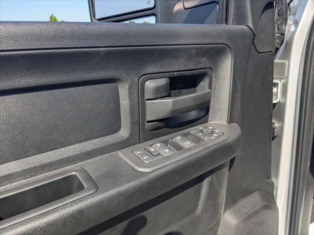 2026 Ram 2500 Black Express Crew Cab 4x4 6'4" Box