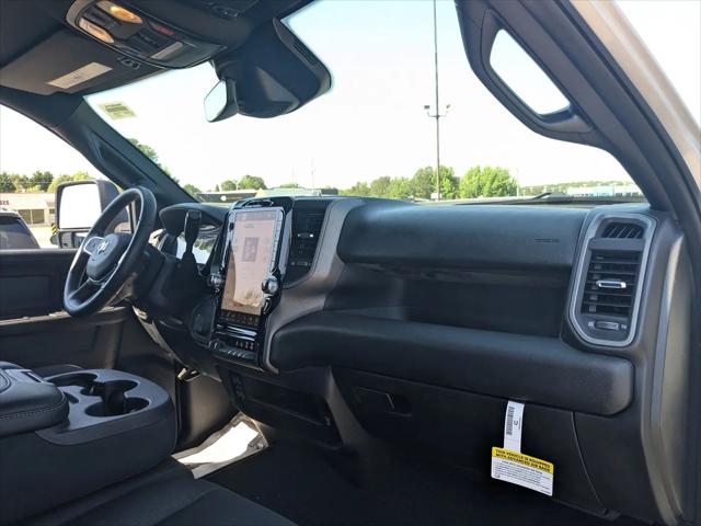 2026 Ram 2500 Black Express Crew Cab 4x4 6'4" Box